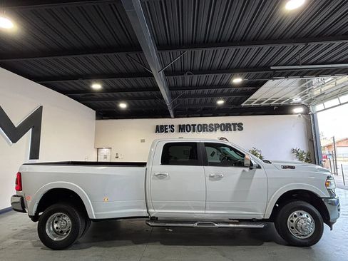 Used 2020 RAM 3500 Laramie AWD/4WD image 3