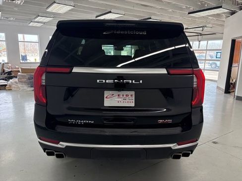 Used 2025 GMC Yukon Denali image 12