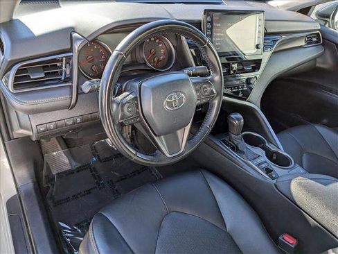 Used 2021 Toyota Camry XSE image 10