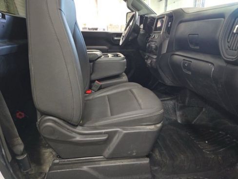 Used 2025 Chevrolet Silverado 2500 W/T AWD/4WD image 9
