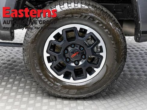 Used 2026 Toyota Tacoma TRD Off-Road AWD/4WD image 8