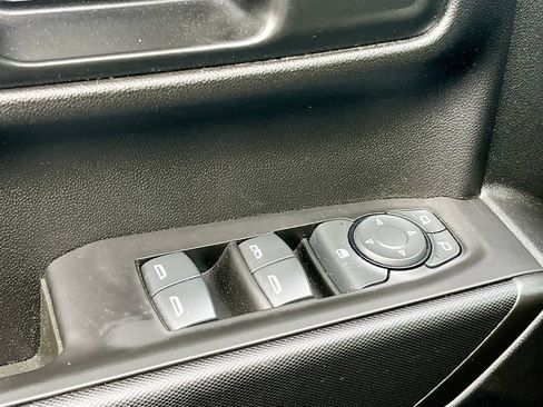 Used 2021 Chevrolet Silverado 1500 Custom Trail Boss AWD/4WD image 17