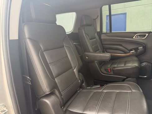 Used 2020 GMC Yukon XL Denali AWD/4WD image 24