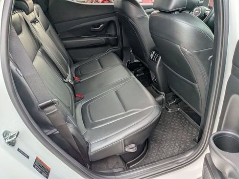 Used 2025 Hyundai Santa Cruz SEL FWD image 31