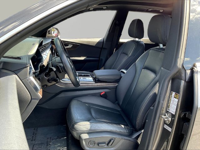 Used 2020 Audi Q8 Prestige w/ Prestige Package AWD/4WD image 22