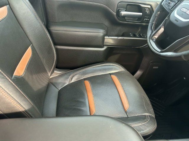 Used 2020 GMC Sierra 2500 AT4 w/ AT4 Premium Package AWD/4WD image 14