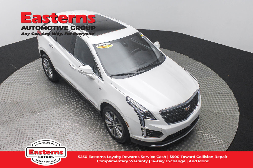 Used 2025 Cadillac XT5 Premium Luxury FWD image 4