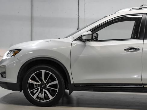 Used 2018 Nissan Rogue SL w/ Premium Package AWD/4WD image 17