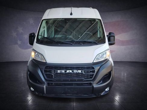 Used 2025 RAM ProMaster 2500 w/ Convenience Group FWD image 8