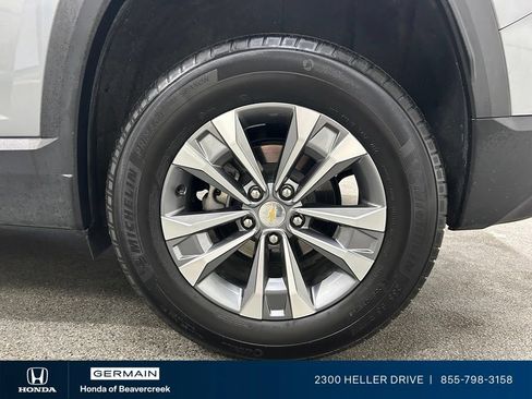 Used 2025 Chevrolet Equinox LT AWD/4WD image 14