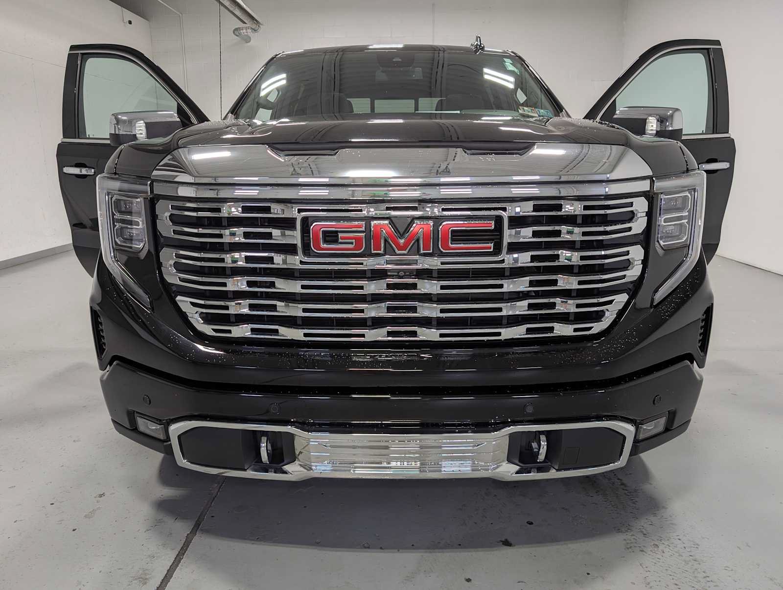 Certified 2023 GMC Sierra 1500 Denali AWD/4WD image 18