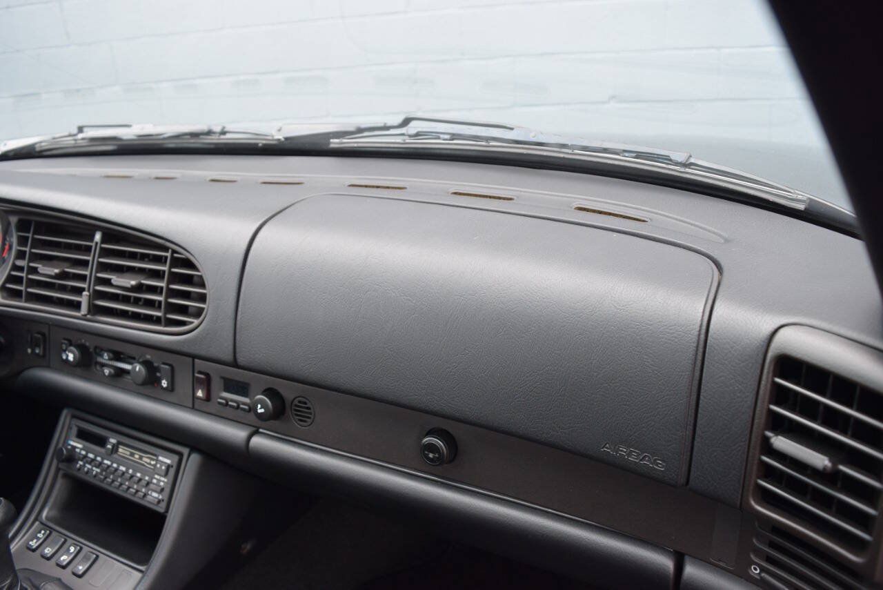 Used 1988 Porsche 944 Turbo Coupe RWD image 42