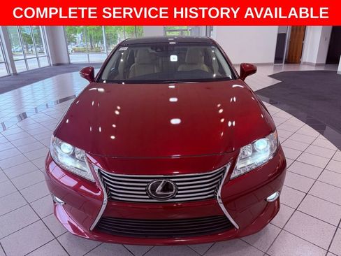Used 2015 Lexus ES 350 w/ Ultra Luxury Package image 2