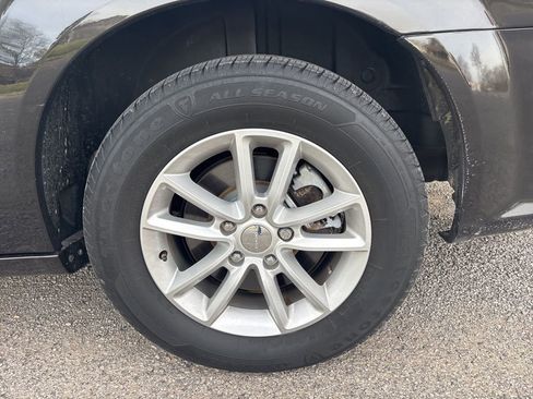 Used 2020 Dodge Grand Caravan SE image 21