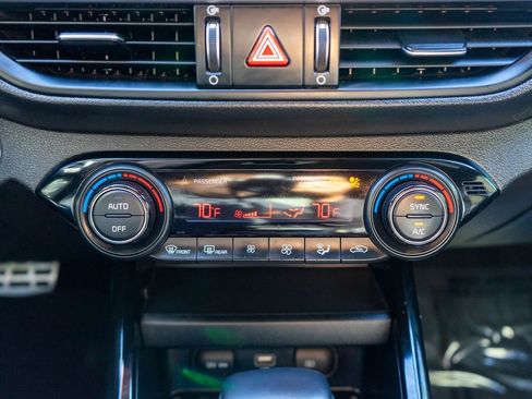 Used 2022 Kia Forte GT-Line image 23