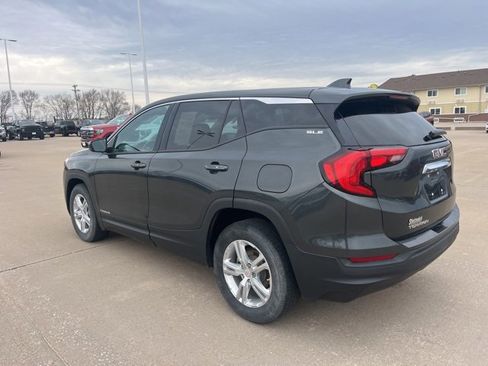 Used 2018 GMC Terrain SLE image 5