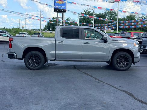 Used 2025 Chevrolet Silverado 1500 RST AWD/4WD image 4