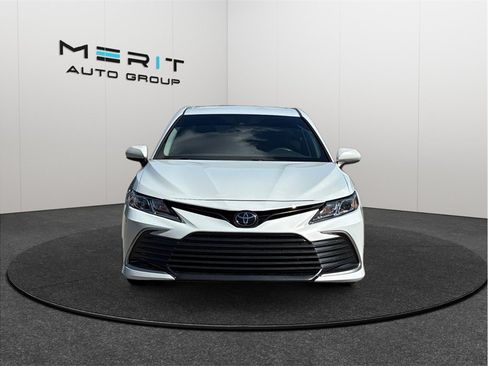Used 2023 Toyota Camry LE FWD image 3
