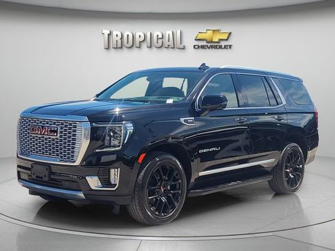 Used 2023 GMC Yukon Denali AWD/4WD image 2