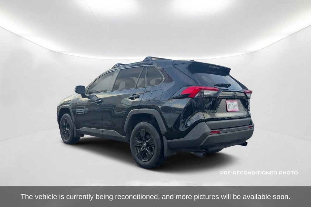 Used 2025 Toyota RAV4 XLE w/ Convenience Package FWD image 8