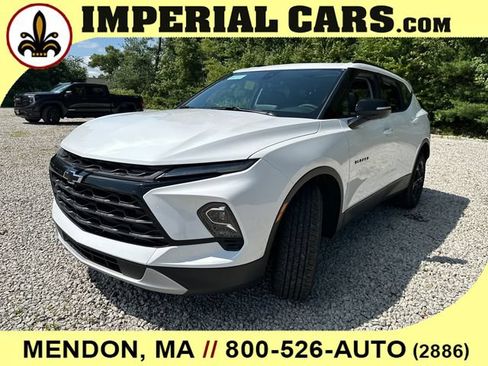 New 2026 Chevrolet Blazer LT w/ Sound & Technology Package AWD/4WD image 5