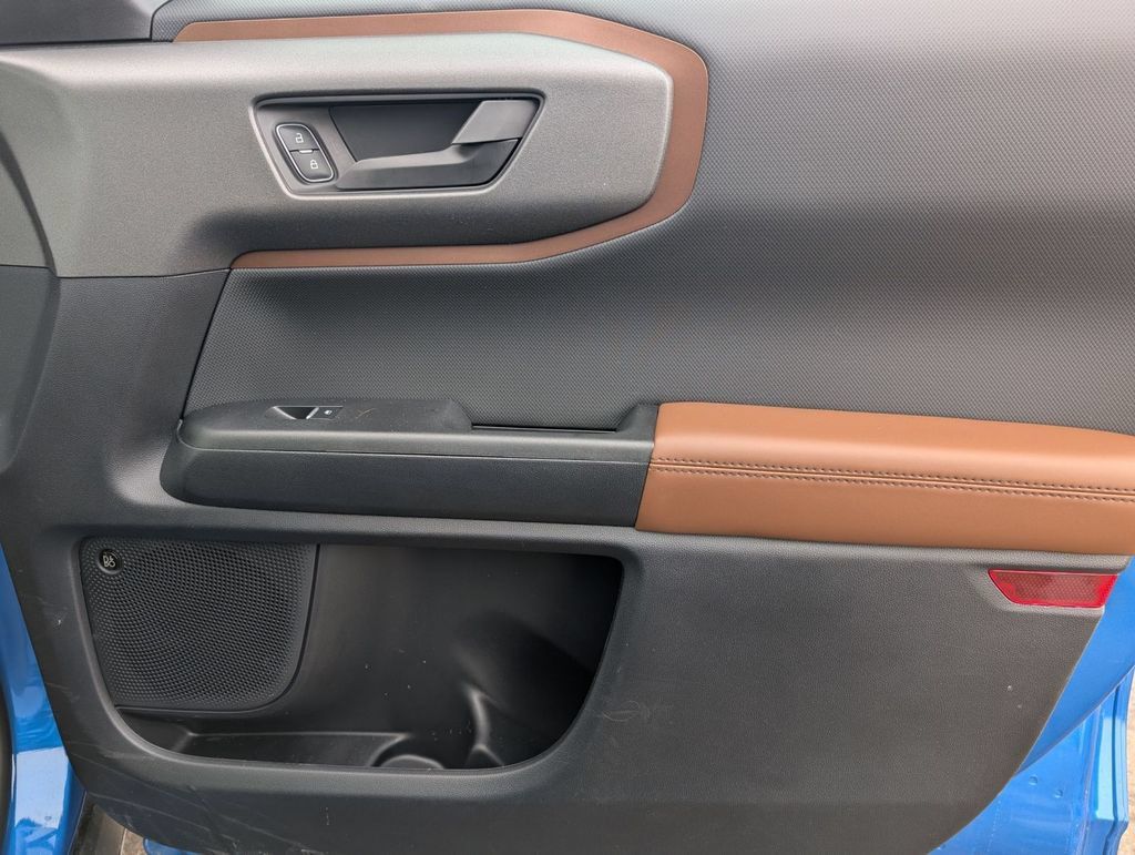 New 2025 Ford Bronco Sport Outer Banks w/ Sasquatch Outer Banks Package AWD/4WD image 50