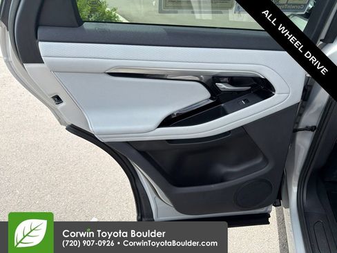 Used 2023 Land Rover Range Rover Evoque S AWD/4WD image 19