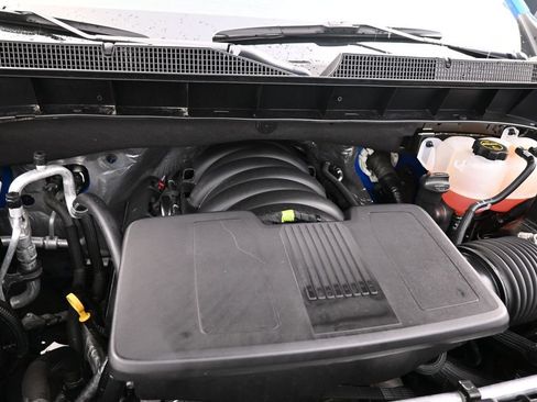 Used 2025 Chevrolet Silverado 1500 RST w/ Z71 Off-Road Package AWD/4WD image 16