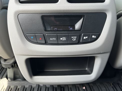 Used 2018 Honda Pilot EX-L image 18