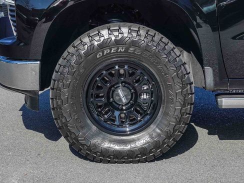 Used 2024 Chevrolet Silverado 1500 LTZ w/ Technology Package image 11