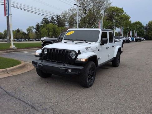 Used 2021 Jeep Gladiator Sport AWD/4WD image 7