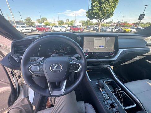 Used 2026 Lexus TX 350 AWD w/ Technology Package image 9