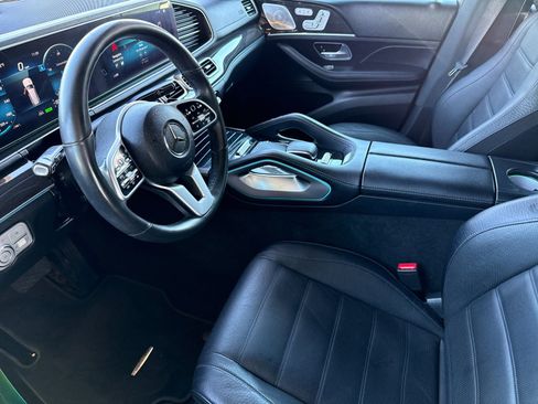 Used 2020 Mercedes-Benz GLS 450 4MATIC image 9