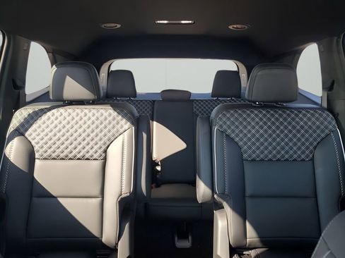 New 2026 GMC Acadia Denali image 43