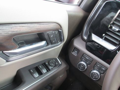 New 2026 GMC Sierra 1500 SLT w/ SLT Premium Plus Package image 15