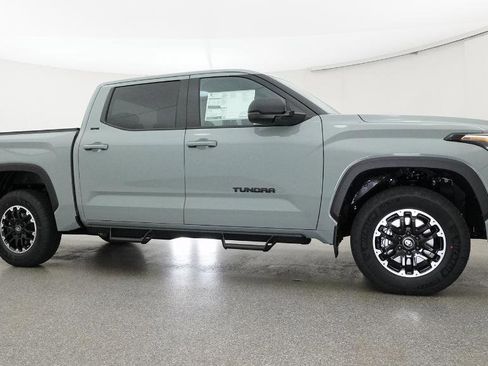New 2026 Toyota Tundra SR5 AWD/4WD image 21