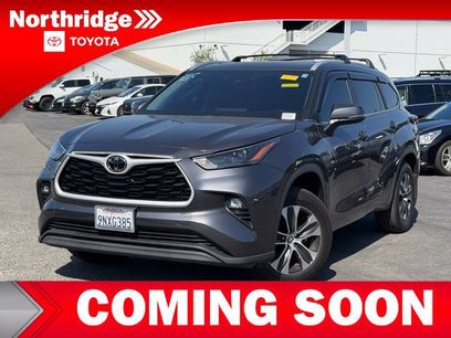 Used 2024 Toyota Highlander XLE