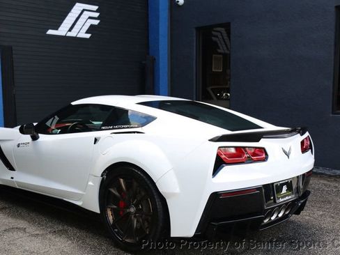 Used 2015 Chevrolet Corvette 2dr Stingray Z51 Coupe w/ 3LT Preferred Equipment Group image 5