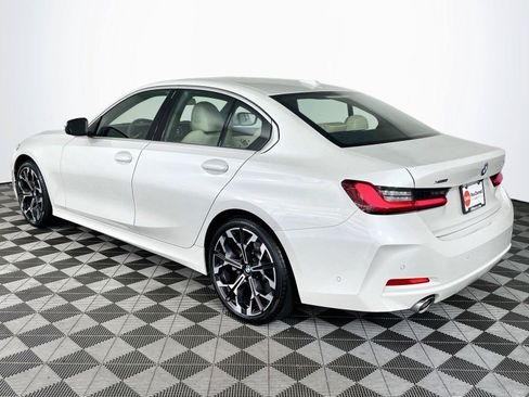 Used 2025 BMW 330i xDrive Sedan w/ Premium Package AWD/4WD image 6