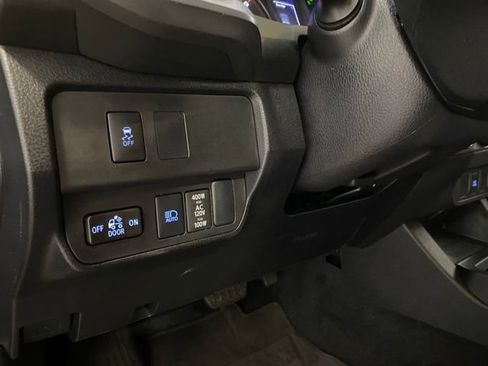 Certified 2023 Toyota Tacoma TRD Off-Road image 14