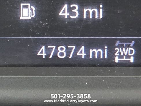 Used 2021 Chevrolet Silverado 1500 RST w/ Convenience Package II AWD/4WD image 23