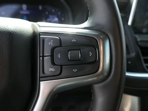 Used 2024 Chevrolet Suburban Premier RWD image 20