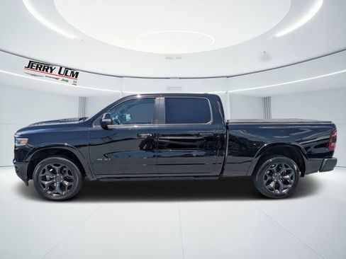 Used 2020 RAM 1500 Limited w/ Black Appearance Package AWD/4WD image 6