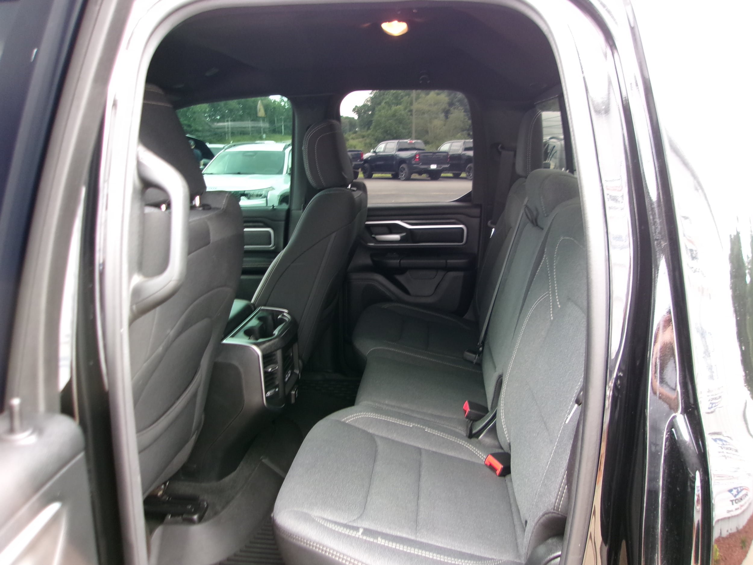 Used 2021 RAM 1500 Big Horn AWD/4WD image 7