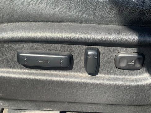 Used 2019 Honda Pilot Touring image 9