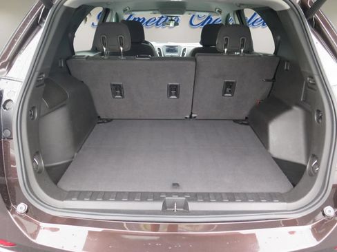 Used 2020 Chevrolet Equinox LT FWD image 24