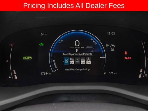 Used 2025 Toyota Camry LE FWD image 17