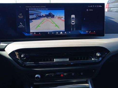 New 2025 BMW 330i Sedan w/ M Sport Package image 28