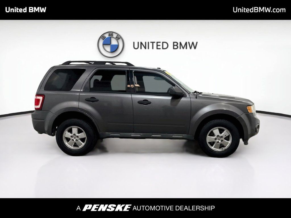 Used 2011 Ford Escape XLT w/ Cargo Pkg FWD image 4
