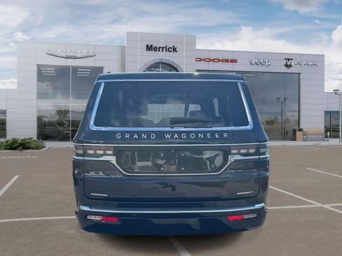Used 2022 Jeep Grand Wagoneer Series I AWD/4WD image 7